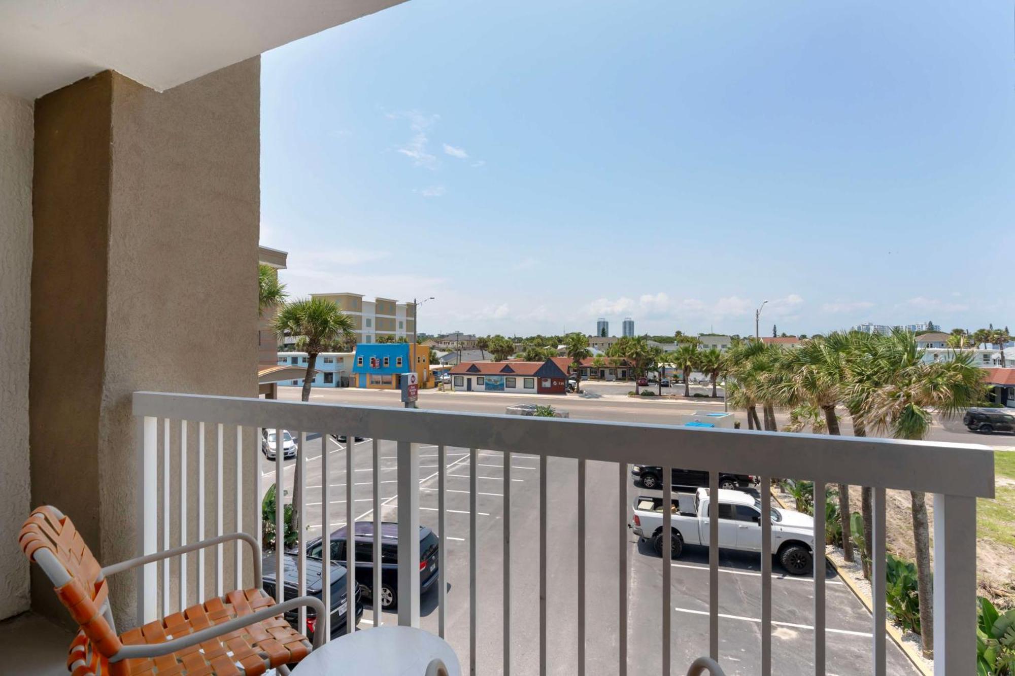 Best Western Plus Daytona Inn Seabreeze Дейтона Бийч Екстериор снимка