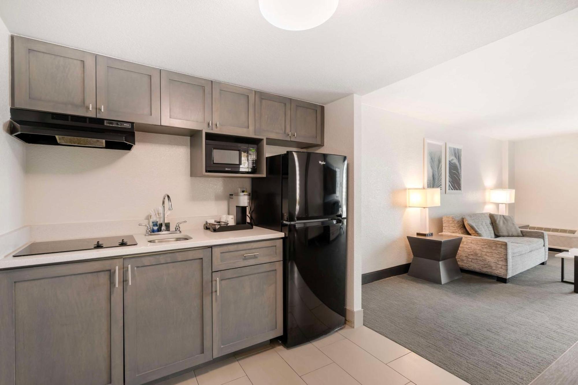 Best Western Plus Daytona Inn Seabreeze Дейтона Бийч Екстериор снимка