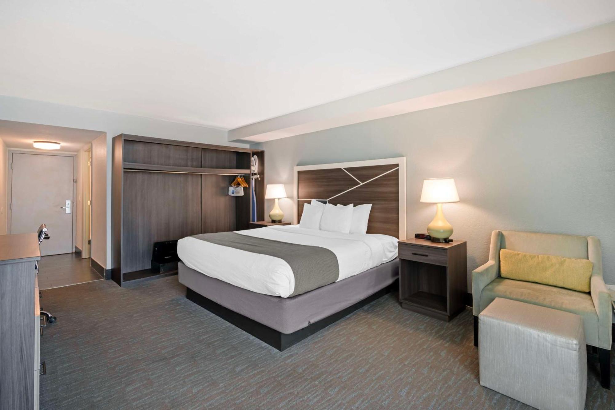 Best Western Plus Daytona Inn Seabreeze Дейтона Бийч Екстериор снимка