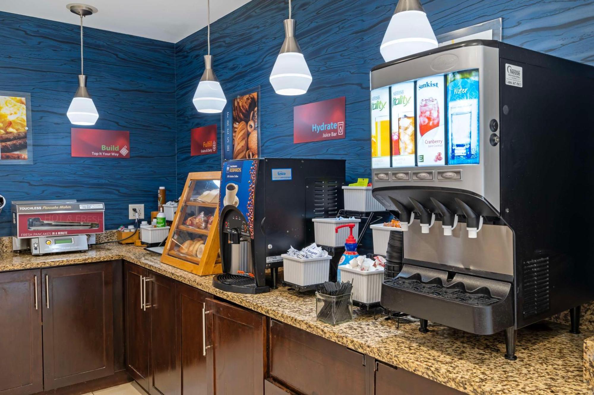 Best Western Plus Daytona Inn Seabreeze Дейтона Бийч Екстериор снимка