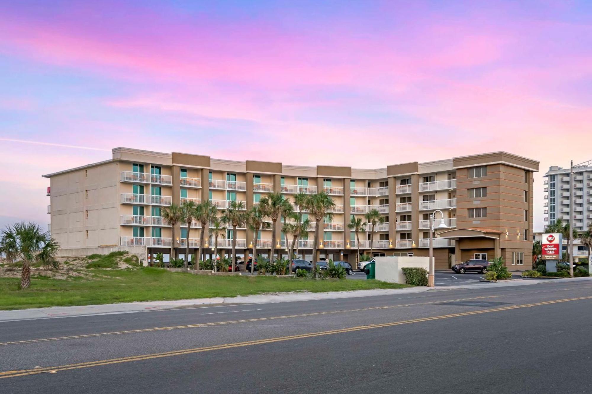 Best Western Plus Daytona Inn Seabreeze Дейтона Бийч Екстериор снимка